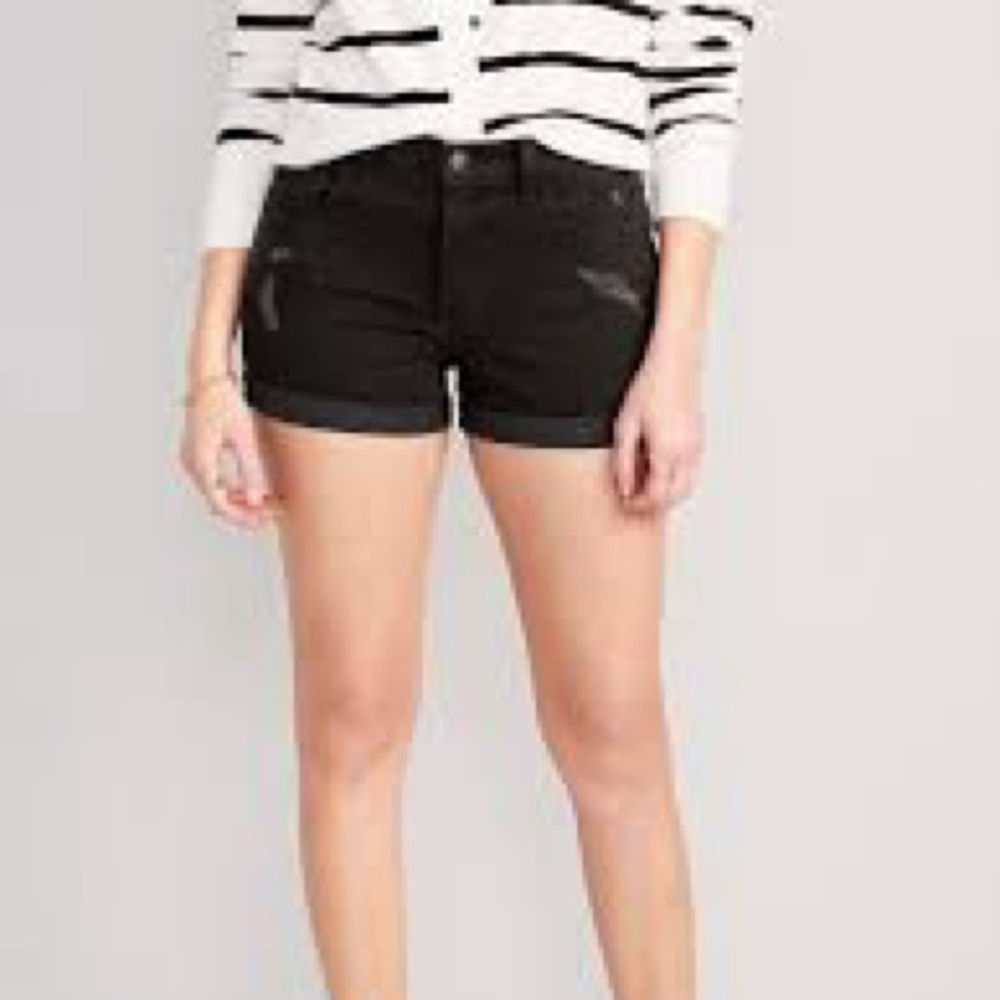Old Navy Black midrise boyfriend Jean Shorts Mid-Thigh Frayed Hem